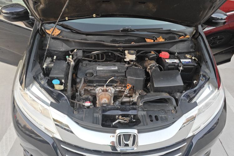 本田 奥德赛 2015款 2.4L 智享版机舱底盘24