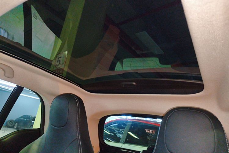 smart fortwo 2019款 0.9T 66千瓦硬顶风擎版 国VI局部细节22