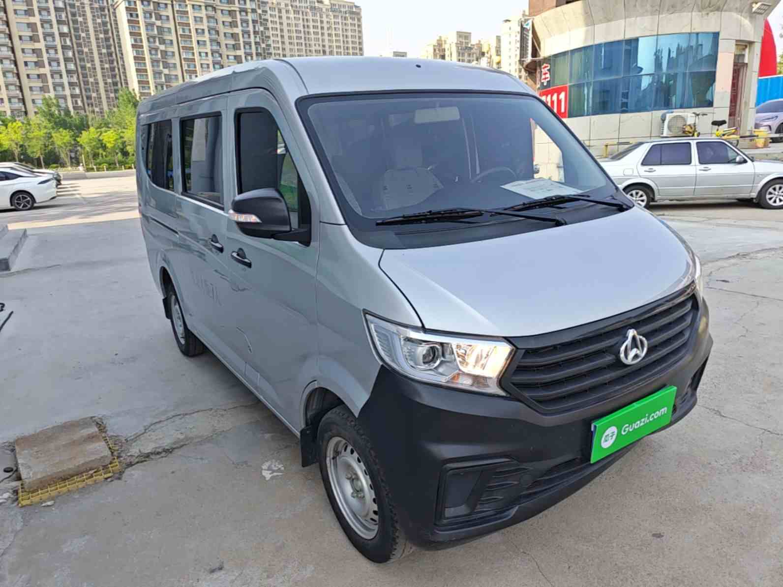 长安跨越 跨越星V3 2023款 1.3L汽油畅享型7座客车(5)