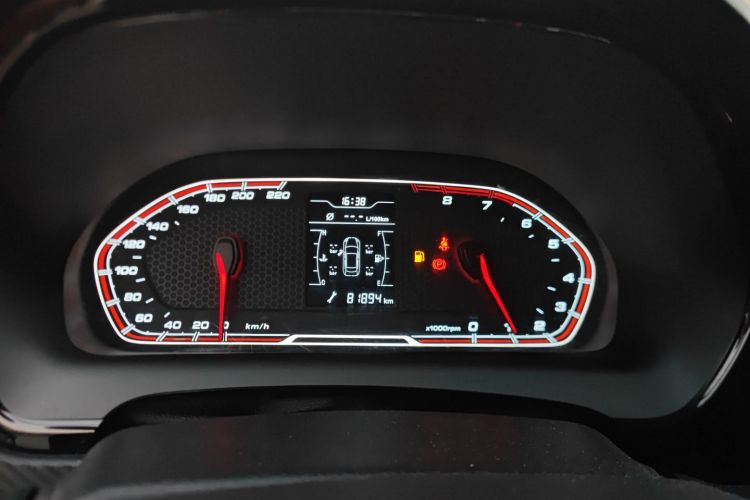 奇瑞 瑞虎3X 2018款 1.5L 手动精英版局部细节14