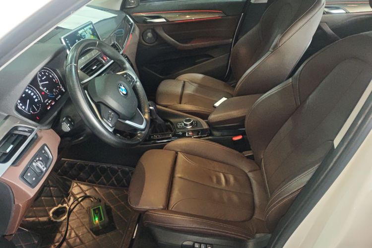 宝马X1 2019款 xDrive20Li 尊享型局部细节19