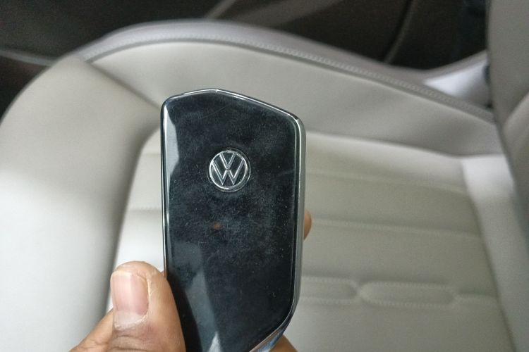 大众 威然 2024款 380TSI 尊驰版中控内饰11