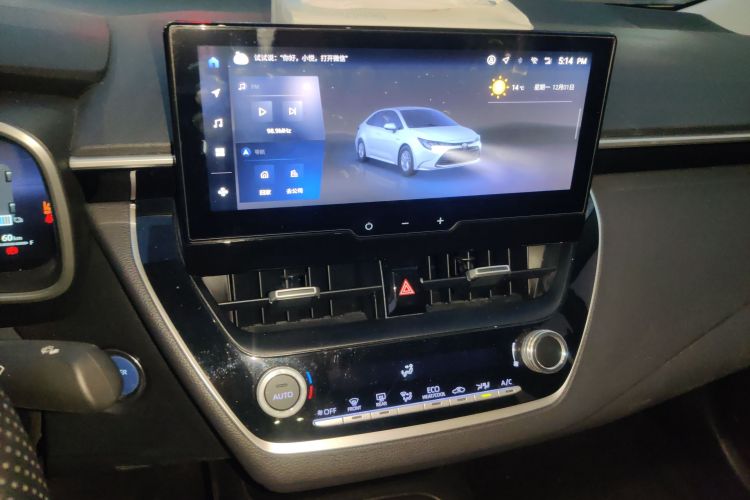 丰田 雷凌 2023款 智能电混双擎 1.8L 运动版中控内饰16