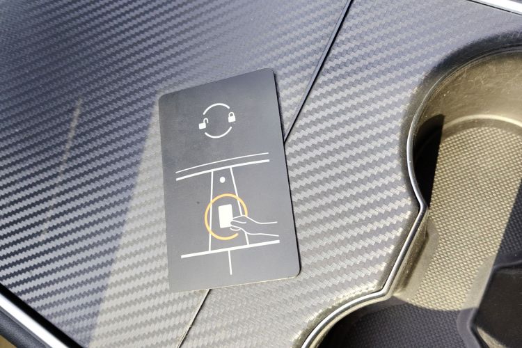 特斯拉 Model 3 2020款 标准续航后驱升级版中控内饰7001