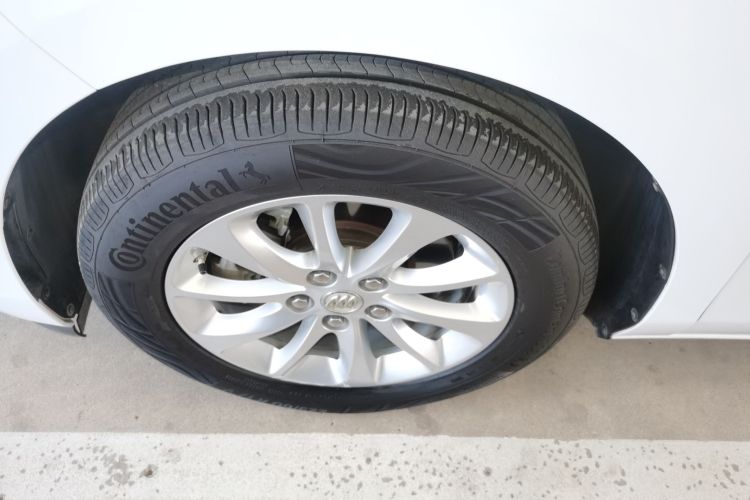 别克GL8 2017款 ES 28T 舒适型 国V车身外观6007