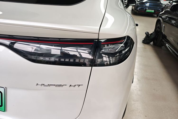 昊铂HT 2024款 670高阶智驾版车身外观9