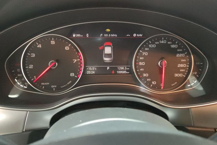 奥迪A6L 2017款 TFSI 舒适型中控内饰14