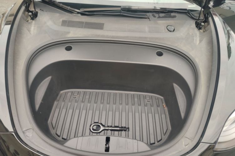 特斯拉 Model 3 2022款 后轮驱动版局部细节24