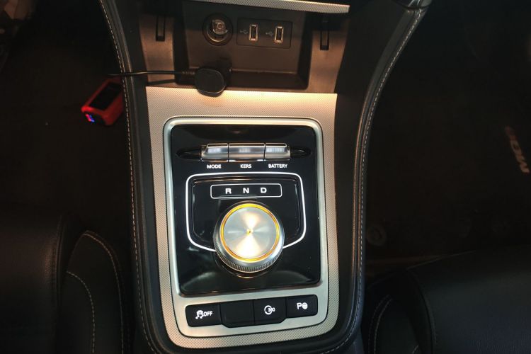 名爵6新能源 2018款 45T E-DRIVE智驱混动PILOT超级互联网版中控内饰18