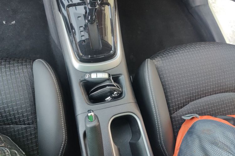 日产 骐达TIIDA 2016款 1.6L CVT智行版中控内饰18