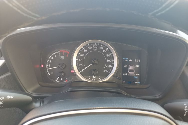 丰田 卡罗拉 2019款 1.2T S-CVT GL-i精英版中控内饰14