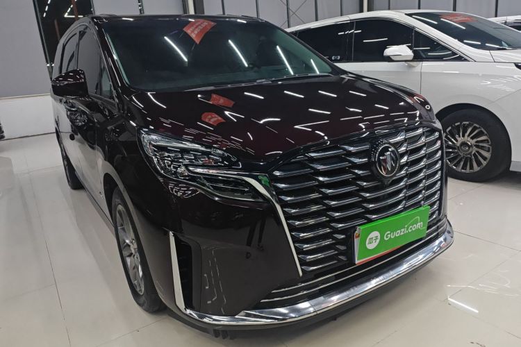 别克GL8 2022款 改款 Avenir艾维亚 六座贤礼版车身外观3