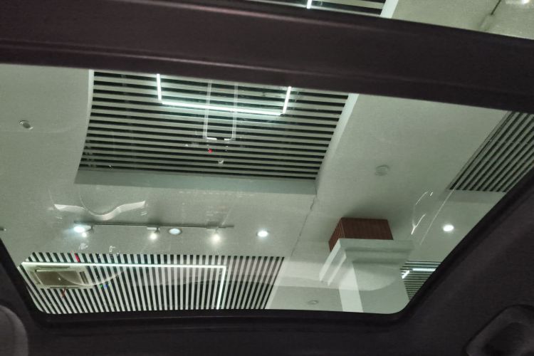 保时捷 2018款 Macan 2.0T中控内饰22