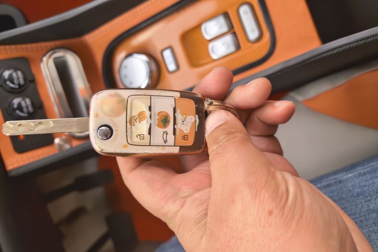 长安启源 长安Lumin 2023款 301km 蜜沁款中控内饰11