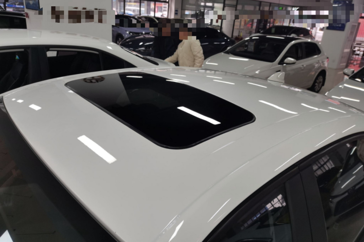 福特 福睿斯 2021款 1.5L 自动钻石版局部细节57