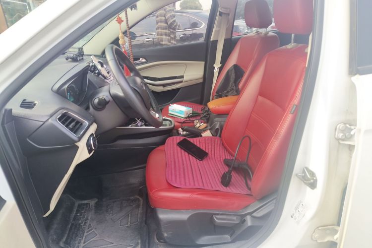 福特 福睿斯 2017款 改款 1.5L 自动舒适型中控内饰19