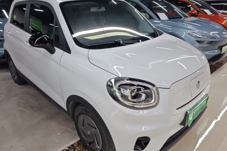 零跑汽车 零跑T03 2023款 200轻享版车身外观3