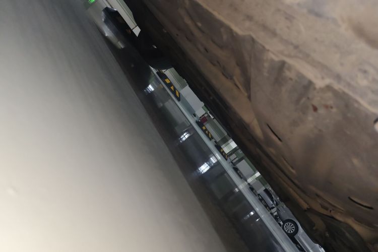 别克 君越 2018款 28T 豪华型局部细节9001