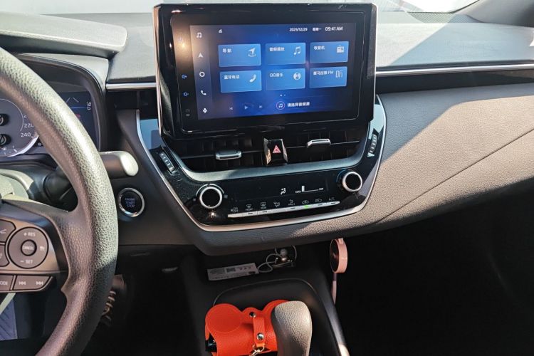 丰田 雷凌 2021款 185T CVT运动版中控内饰16