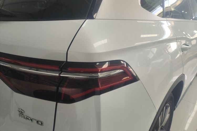 比亚迪 宋Pro 2019款 1.5T 自动精英型车身外观9