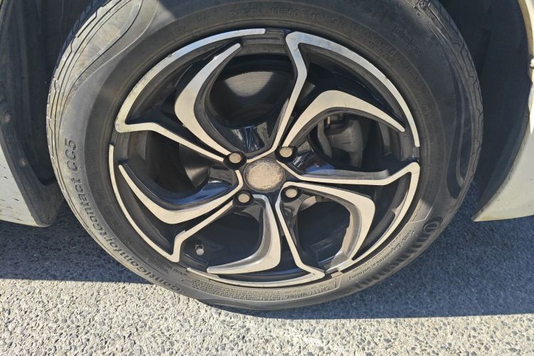 本田 飞度 2014款 1.5L LX CVT舒适型车身外观10