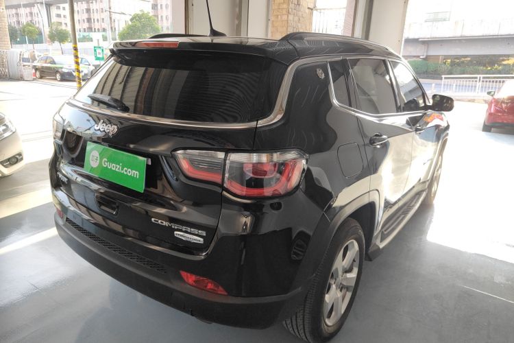 Jeep 指南者 2017款 200T 自动家享版车身外观7