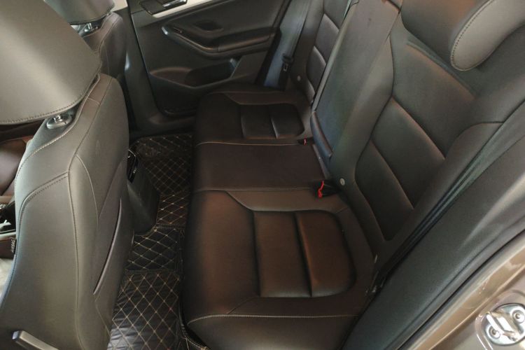 大众 速腾 2018款 280TSI DSG熠动版中控内饰7004