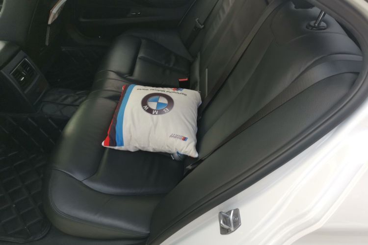 宝马3系 2017款 320Li 时尚型中控内饰7004