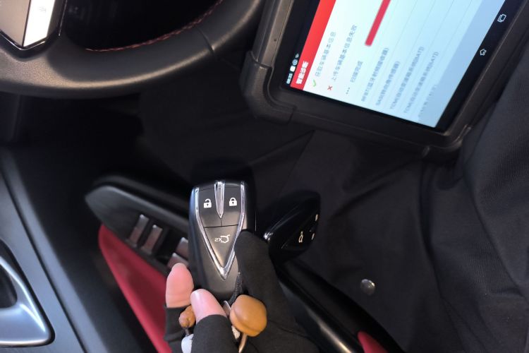 长安CS55PLUS 2022款 第二代 1.5T DCT尊贵型中控内饰11