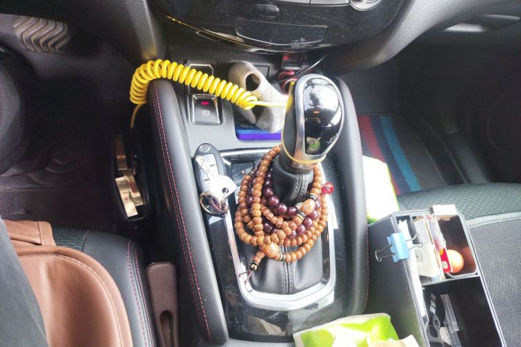 日产 逍客 2019款 2.0L CVT豪华版中控内饰18