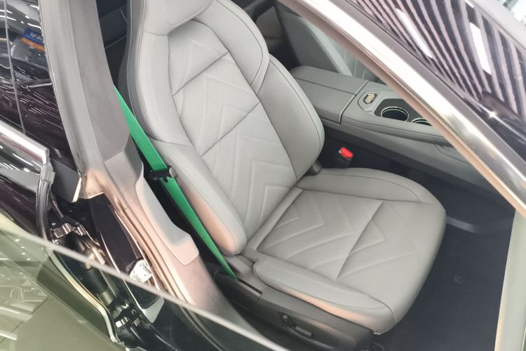 极氪001 2023款 WE版 100kWh局部细节41