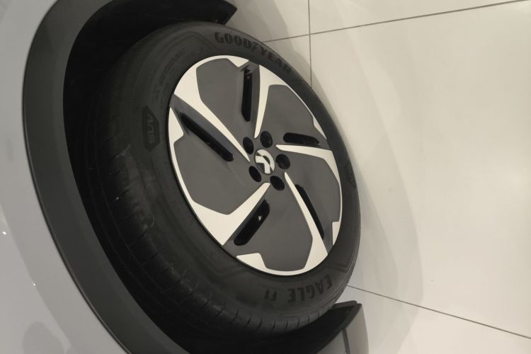 蔚来EC6 2023款 75kWh车身外观6007