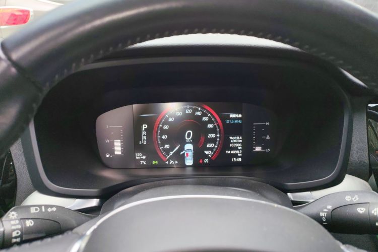 沃尔沃S60 2021款 T4 智逸豪华版中控内饰14