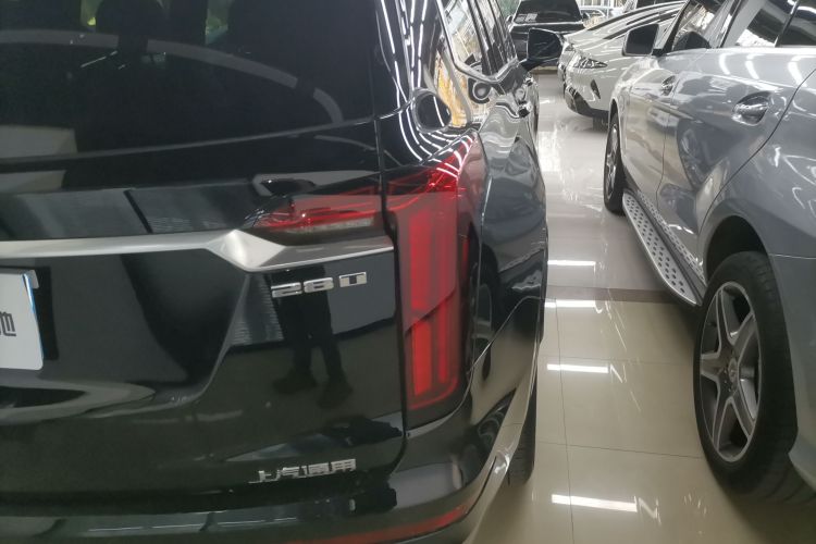 凯迪拉克XT6 2021款 2.0T 六座两驱豪华型车身外观9