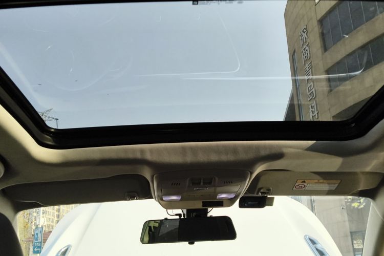 别克 昂科威 2018款 20T 两驱精英型中控内饰22