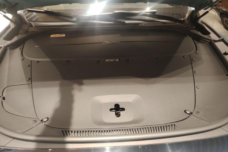 理想汽车 理想ONE 2021款 增程6座版局部细节24