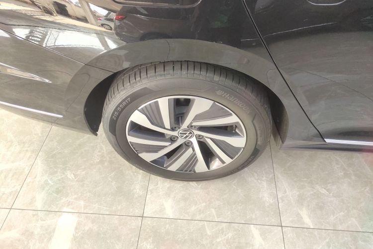 大众 帕萨特新能源 2023款 430PHEV 混动豪华版车身外观6008