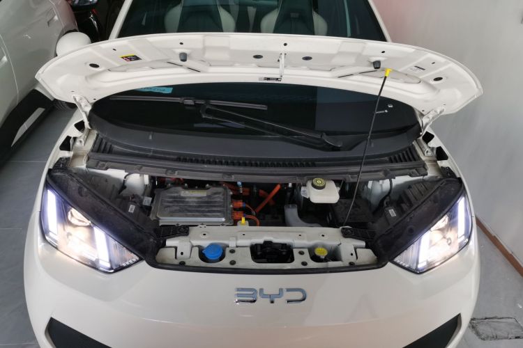 比亚迪 海鸥 2025款 智驾版 305km 活力版机舱底盘24