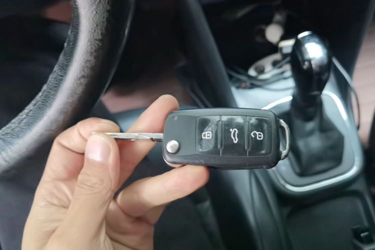 大众 Polo 2014款 1.4L 自动舒适版中控内饰7001