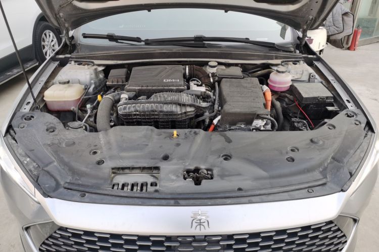 比亚迪 秦PLUS 2023款 冠军版 DM-i 55KM领先型局部细节24