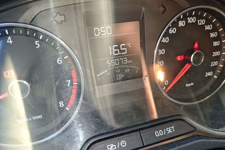 大众 Polo 2014款 1.6L 手动舒适版中控内饰15