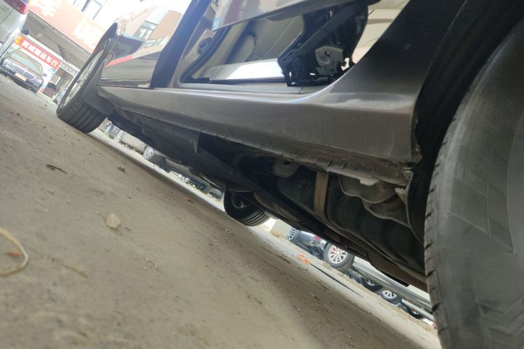 别克GL8 2017款 25S 舒适型 国V局部细节9002