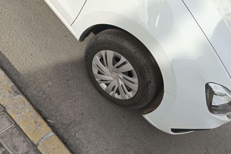 捷达VA3 2021款 1.5L 手动进取版车身外观10