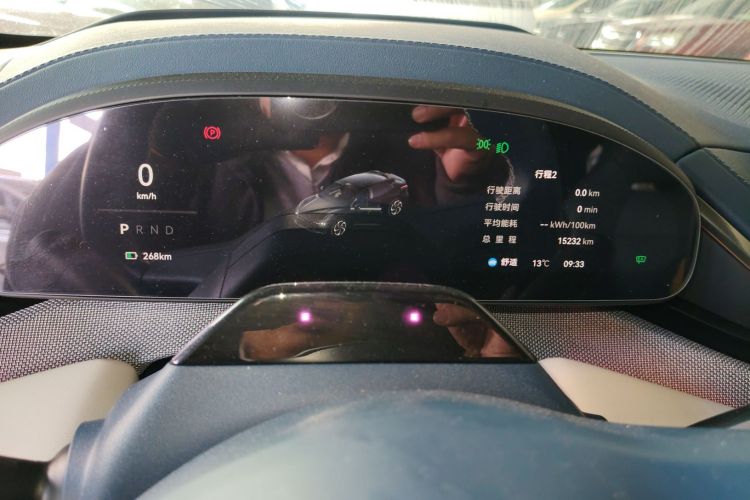 极氪001 2024款 WE版 100kWh 后驱局部细节14