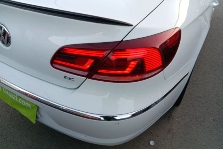 一汽-大众CC 2016款 2.0TSI 至尊型车身外观9