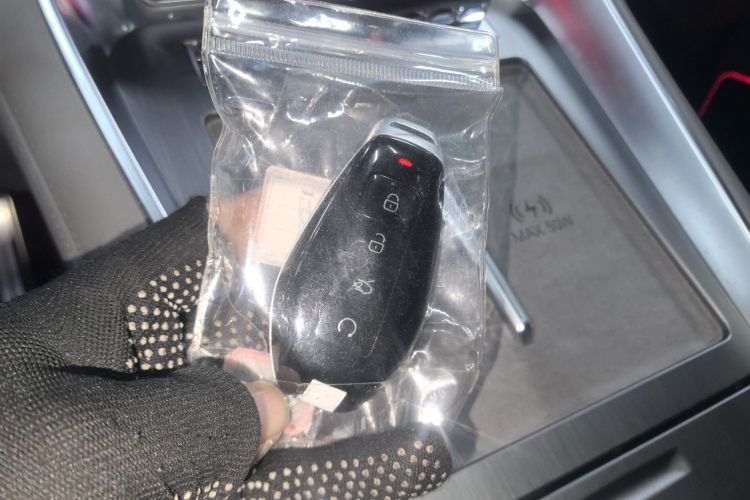 腾势N9 2025款 旗舰型中控内饰11