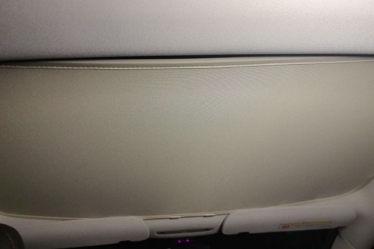 特斯拉 Model 3 2023款 长续航全轮驱动版中控内饰22