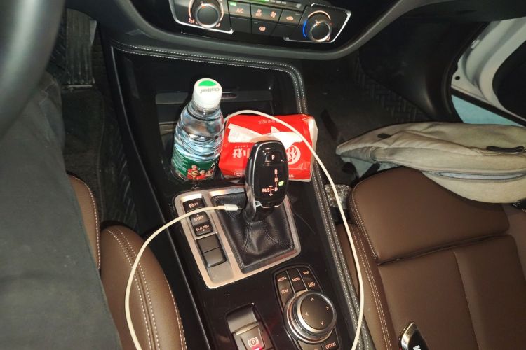 宝马1系 2023款 120i M运动曜夜版中控内饰18