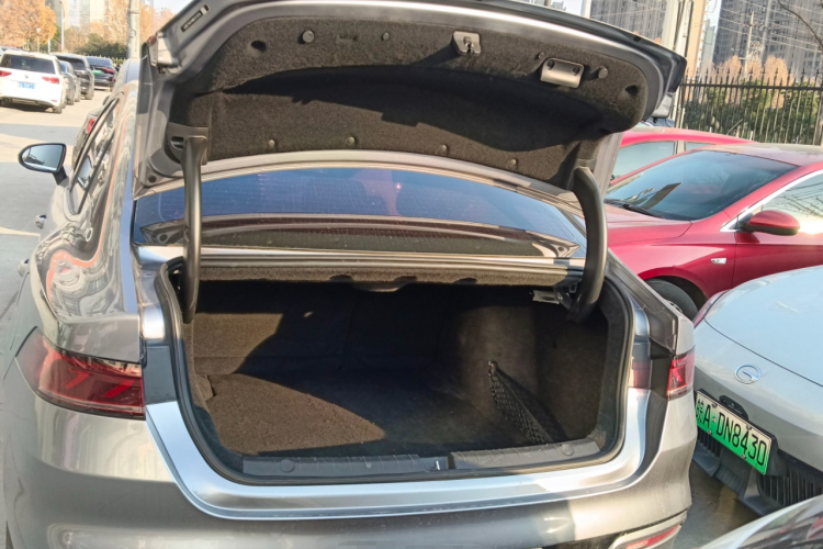 比亚迪 秦PLUS 2021款 DM-i 55KM 尊贵型局部细节23