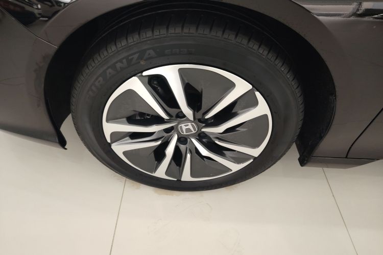 本田 英仕派 2022款 锐·混动 2.0L 净雅版车身外观6007